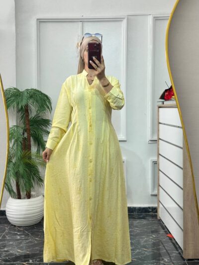 Robe longue en crêpe boutonnée à motif discret - Image 8