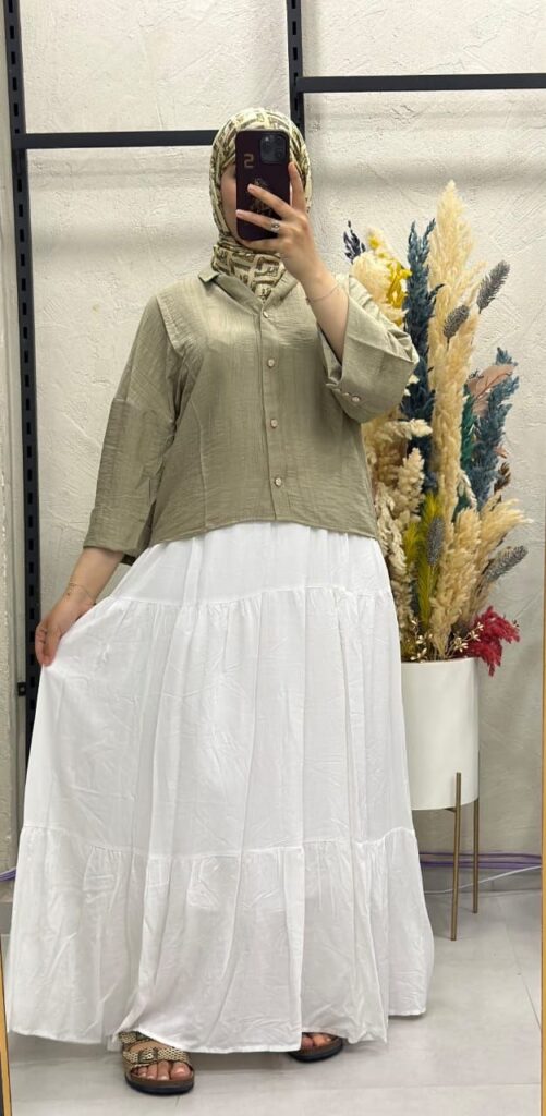Ensemble Jupe Longue et Chemise Fluide