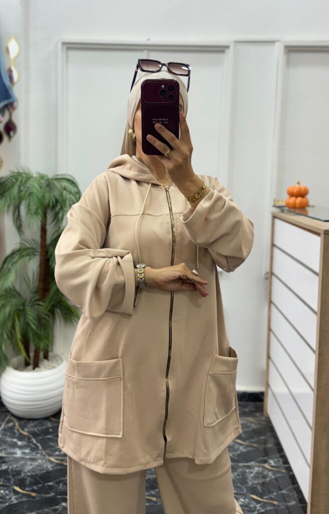 Ensemble Tony Deux Pièces avec Veste Zippée à Capuche et Pantalon Large - 10